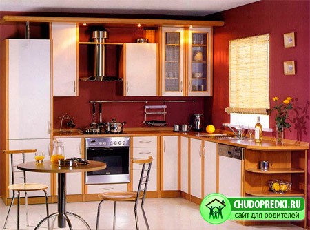 Обустроить маленькую кухню