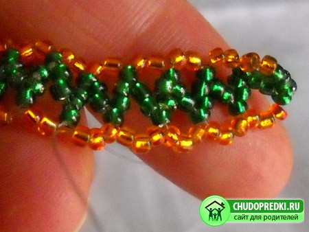Украшения из бисера. Цепочка