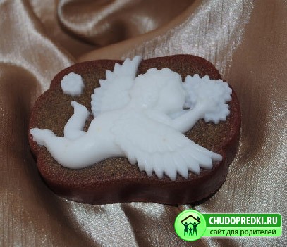 Мыловарение. Ангел с розовой глиной