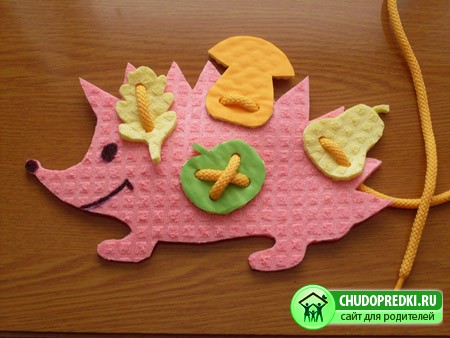 Игрушки-шнуровки