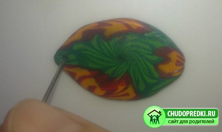 серьги из пластики