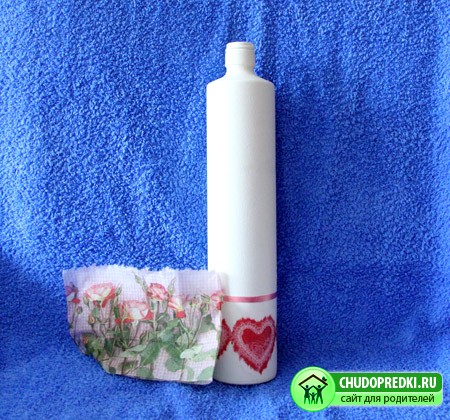 Декупаж бутылки. Делаем вазочку