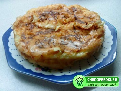 Очень вкусный омлет с помидорами