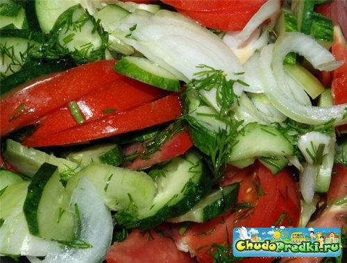 Салат из помидоров и перца