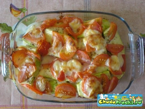 Кабачки с помидорами