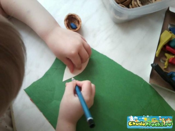 Поделки из скорлупы. Семейный флот. Мастер класс с пошаговыми фото
