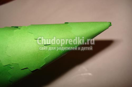 новогодние поделки с детьми. Ёлочка из бумаги своими руками