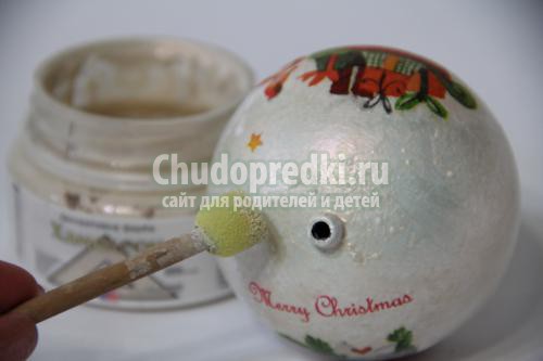 декупаж елочных игрушек. Шар