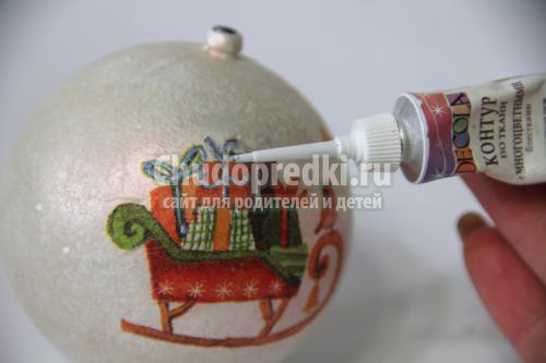 декупаж елочных игрушек. Шар