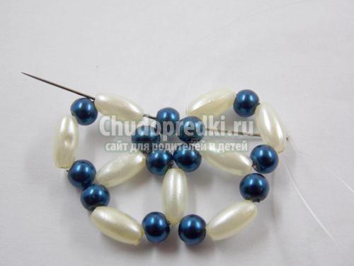 ёлочная игрушка. Шарик из бисера