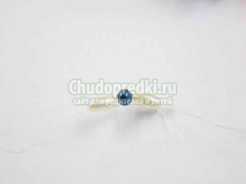 ёлочная игрушка. Шарик из бисера