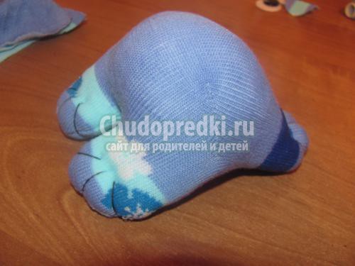 мягкая игрушка. Котик из носочков