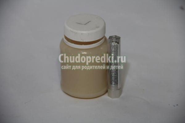 зимние поделки с детьми из шишек