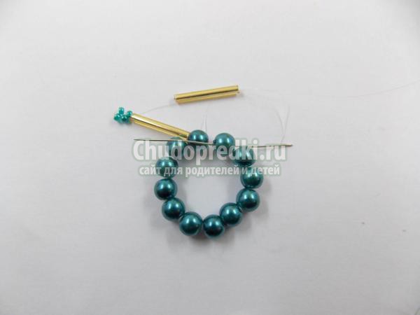 снежинка из бисера своими руками
