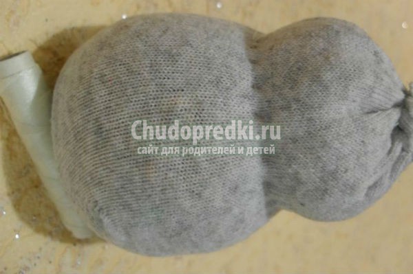 снеговички из носочков своими руками