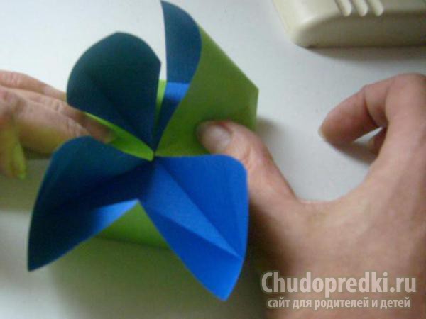 оригами традиционная кусудама ирис