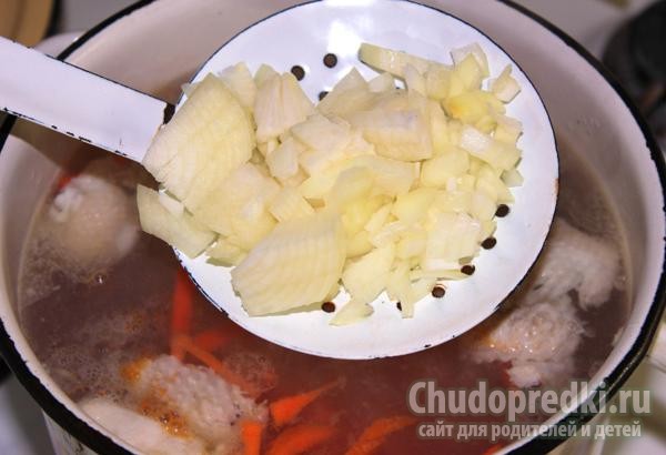 ароматный куриный суп с шампиньонами