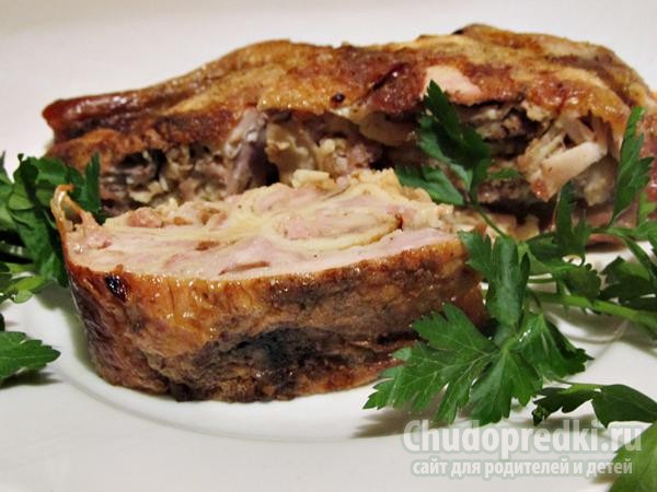 курица, фаршированная блинами