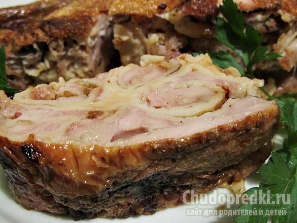 курица, фаршированная блинами