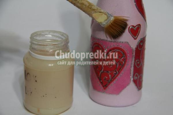 декупаж бутылки шампанского. Сердечки