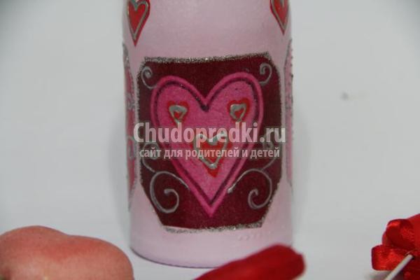 декупаж бутылки шампанского. Сердечки