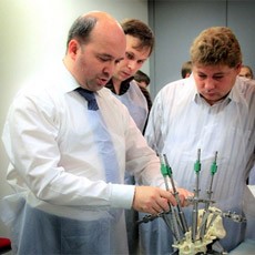 Что делать если ваш ребенок получил травму позвоночника?