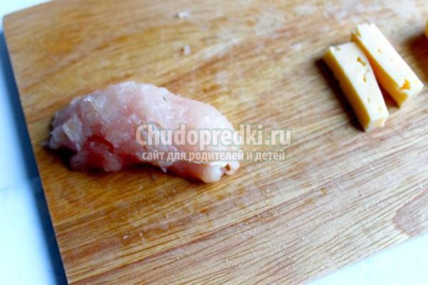 рулетики из куриного филе с сыром