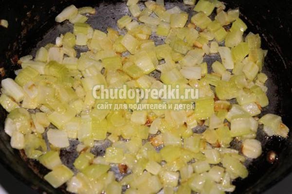 суп из курицы с сельдереем