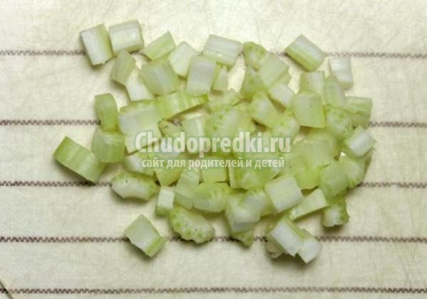 острый куриный суп с карри
