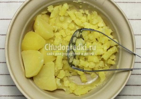 острый куриный суп с карри