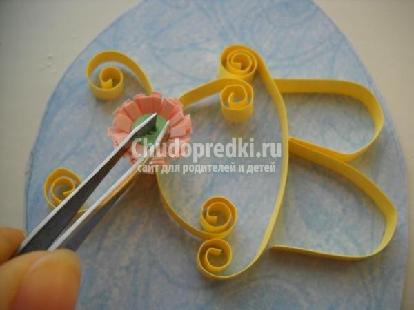 квиллинг. Открытка к Пасхе