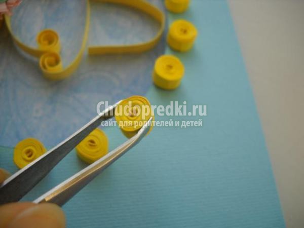 квиллинг. Открытка к Пасхе