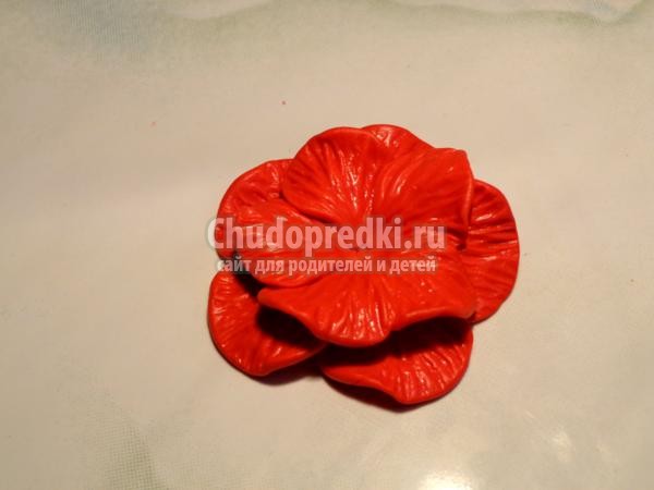 комплект из полимерной глины. Маки