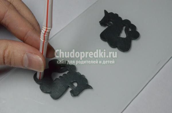 серёжки из полимерной глины. Лошадки