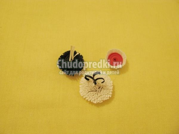 квиллинг. Картина с цветами