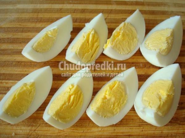 салат из курицы. Столичный