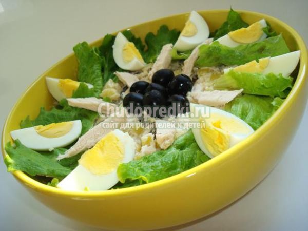 салат из курицы. Столичный