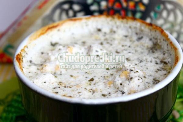 куриное филе в сметанно-сырном соусе