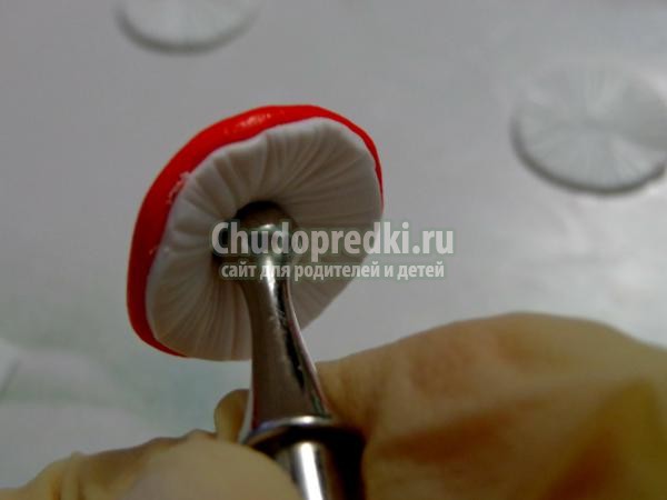 серьги мухомор из полимерной глины