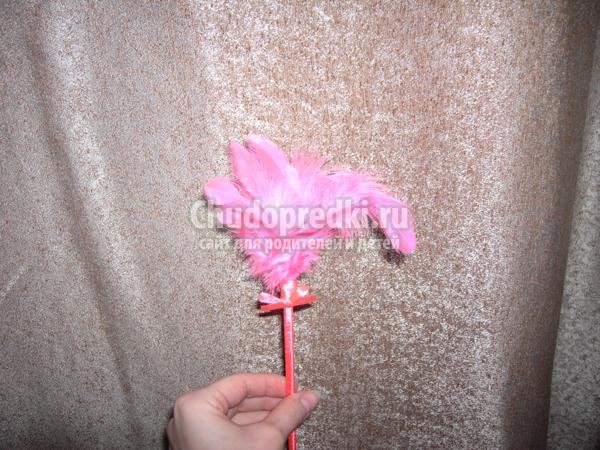 волшебные палочки из перьев и шпажек