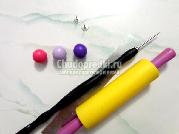 серьги-пуссеты из полимерной глины