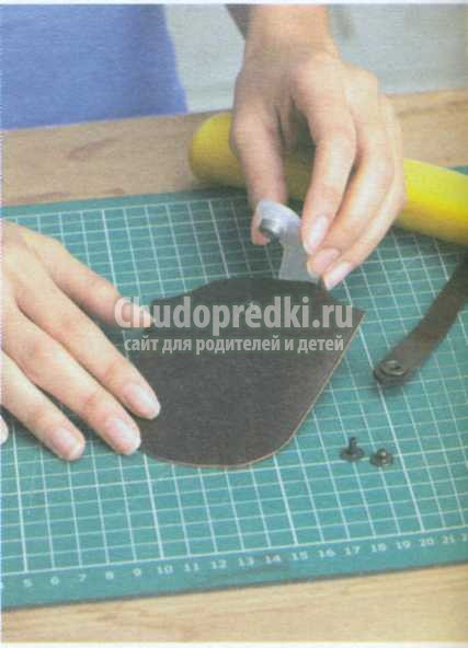 металлическая фурнитура на коже