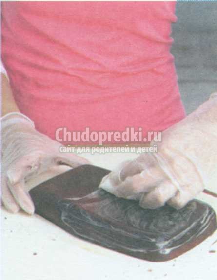 формованный контейнер для кожи