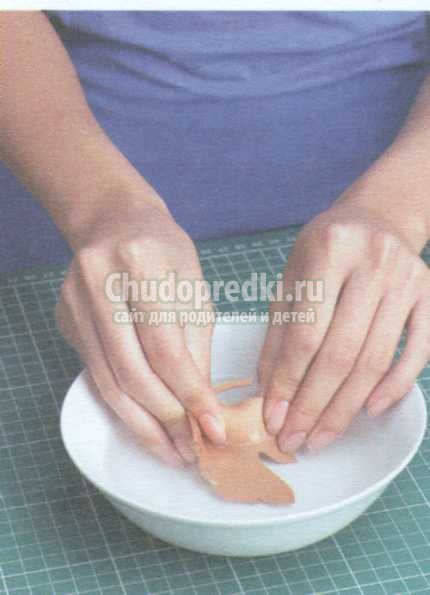 украшение для корсажа из кожи