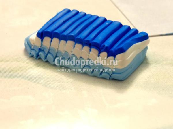 колье и серёжки из пластики. Анютины глазки