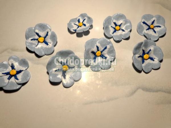 колье и серёжки из пластики. Анютины глазки