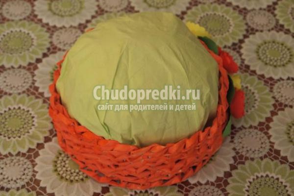 лукошко с розами в технике квиллинг