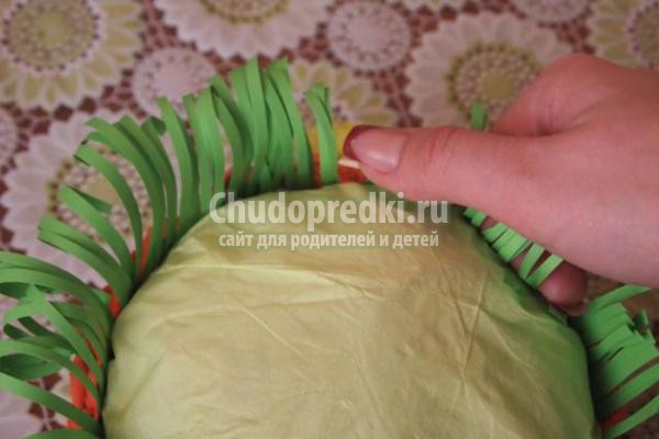 лукошко с розами в технике квиллинг