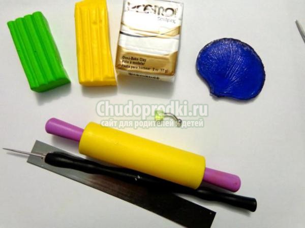 серьга для пирсинга из пластики. Орхидея