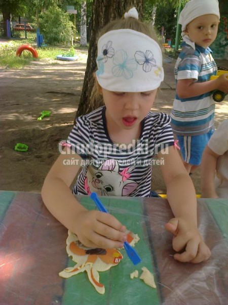 поделки из соленого теста. Бабочка